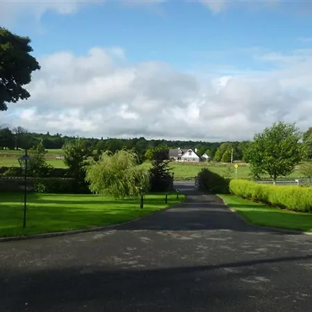 Bed & Breakfast Armcashel 3*