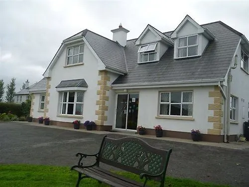 Armcashel 3* Castlerea